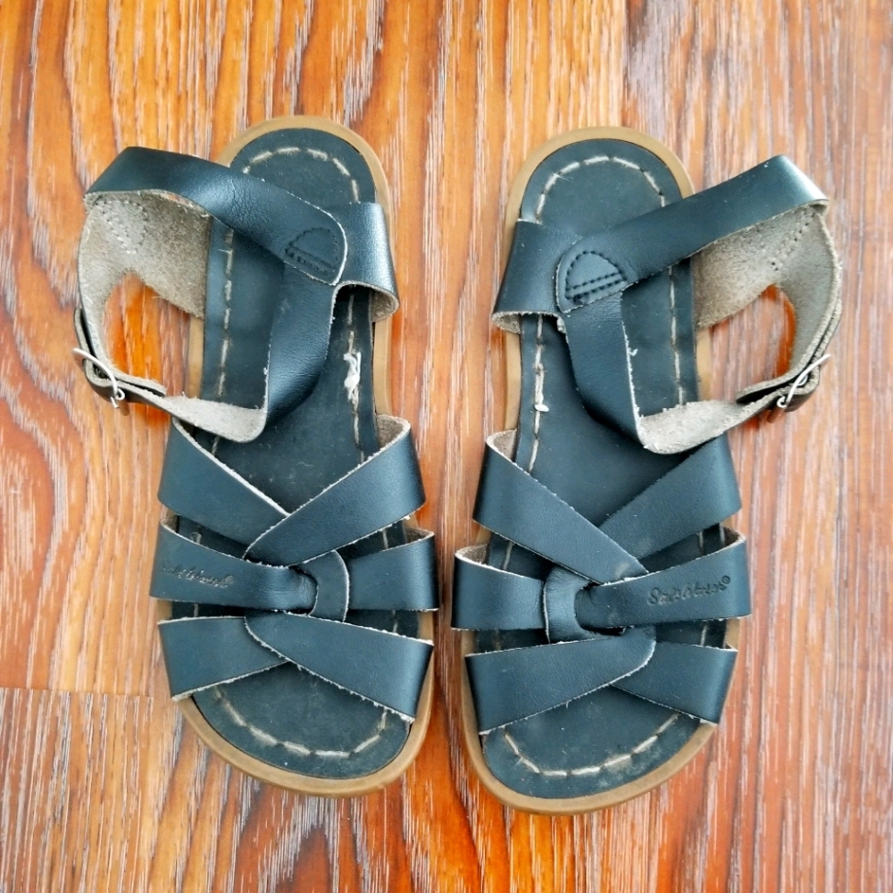 Kids Salt Water by Hoy Shoes size 11